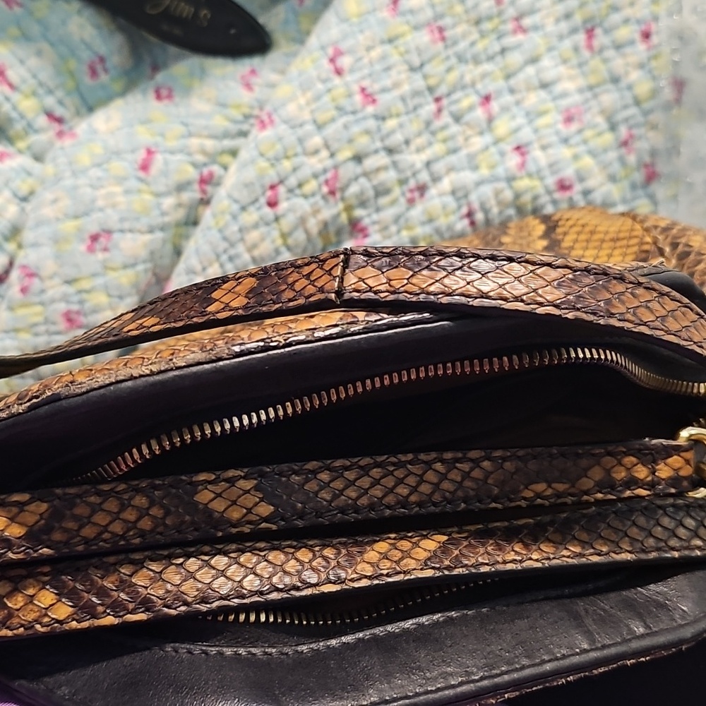 GUCCI RE(BELLE) SMALL SHOULDER PYTHON BAG - Picture 16 of 16